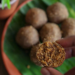 Black Gram and Pumpkin Seeds Ladoos