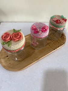 Cute crochet glass jars with crochet designs lids